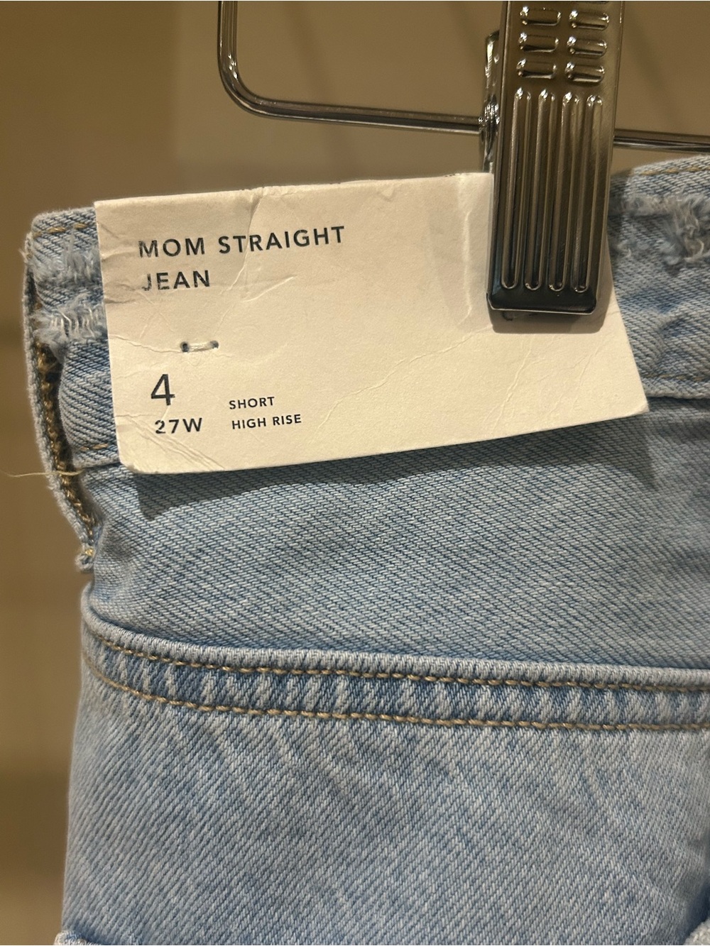 Light Wash Distressed Ripped Jeans - Picture 3 of 3